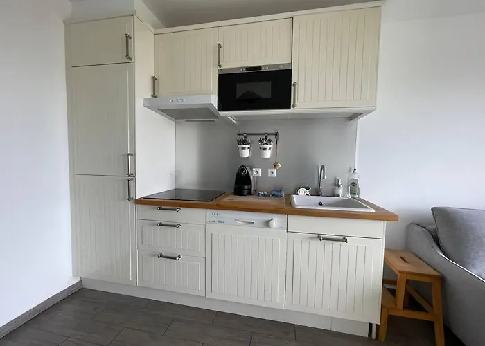 Appartement Studio Refait A Neuf - Terrasse Vue Mer - La Naturelle